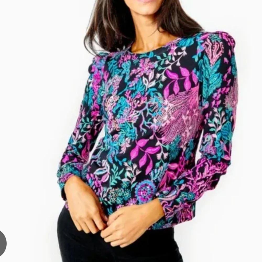 Lilly Pulitzer Jansen Tropical Neon Puff Sleeve Seahorse Top